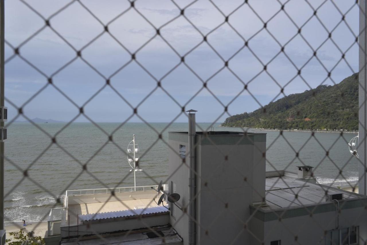 Frente Mar Pe Na Areia, Na Av Atlantica Apartment Balneario Camboriu Luaran gambar