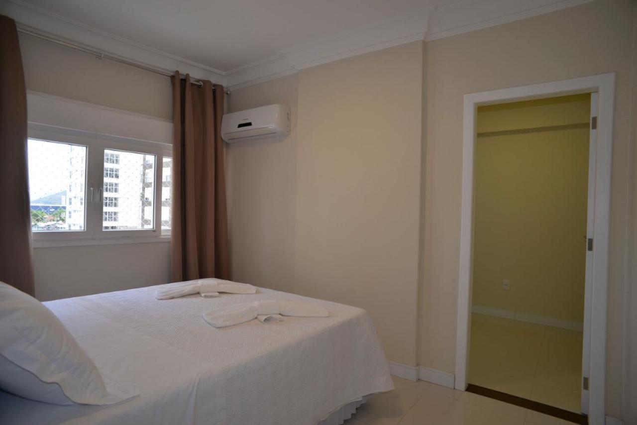 Frente Mar Pe Na Areia, Na Av Atlantica Apartment Balneario Camboriu Luaran gambar